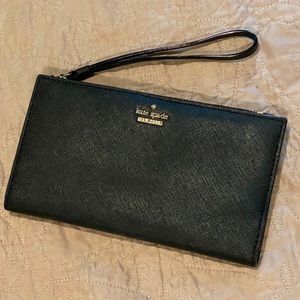 Kate Spade Wristlet Wallet - Eliza
